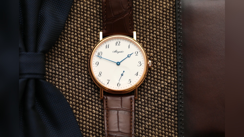 understated luxury watches